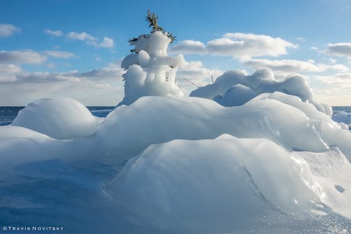 Frozen Waves. Artist's Point, Travis Novitsky.
