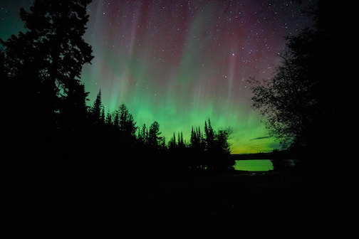 Beautiful aurora over Caribou Lake last night by Cosmina Pacurar.