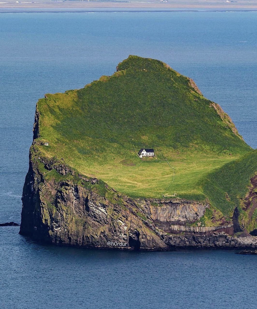 Want to rent this  house on an Icelandic island? Photo by, Horour Kristleifsson.